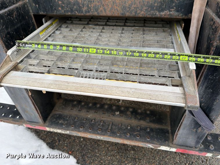 image for item FB7968 2015 International 4300 box truck