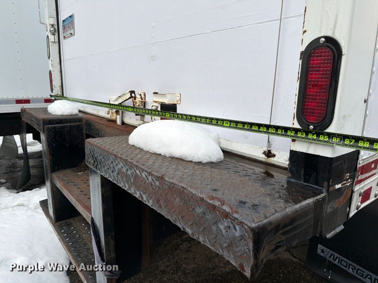 image for item FB7968 2015 International 4300 box truck