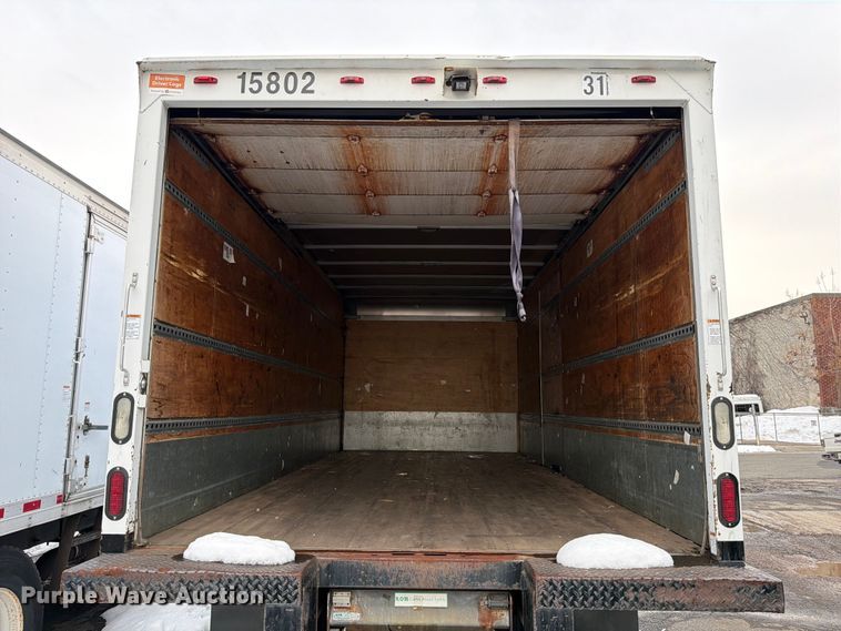 image for item FB7968 2015 International 4300 box truck