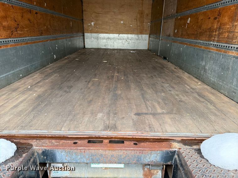 image for item FB7968 2015 International 4300 box truck