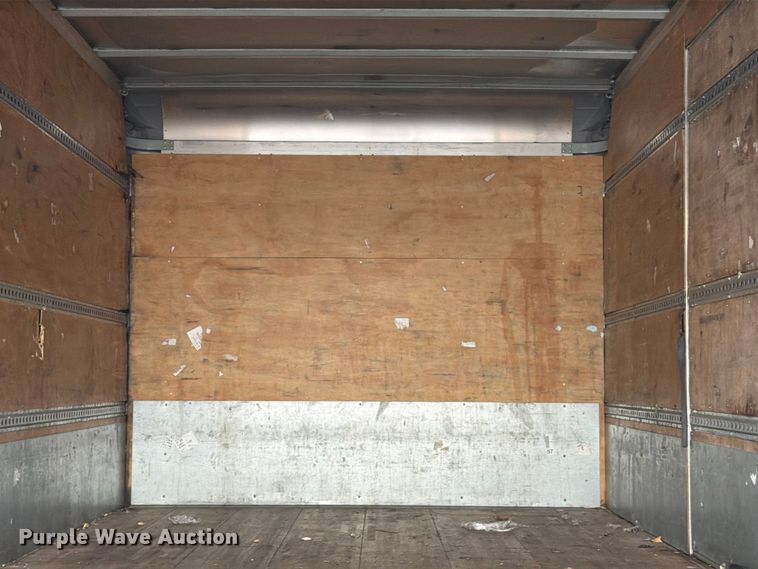 image for item FB7968 2015 International 4300 box truck