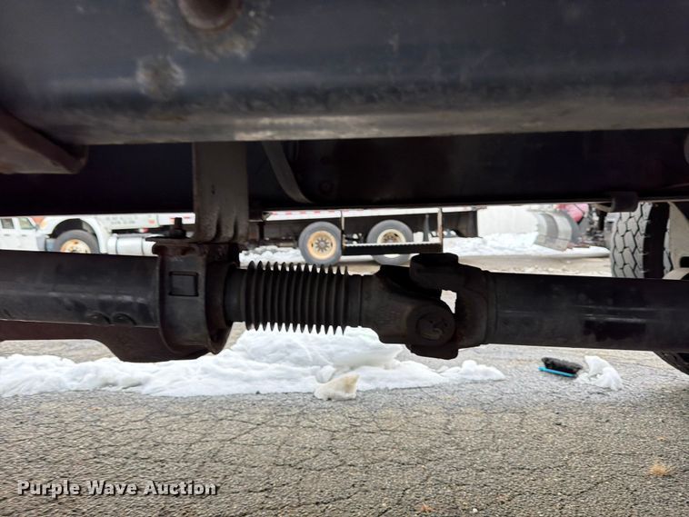 image for item FB7968 2015 International 4300 box truck