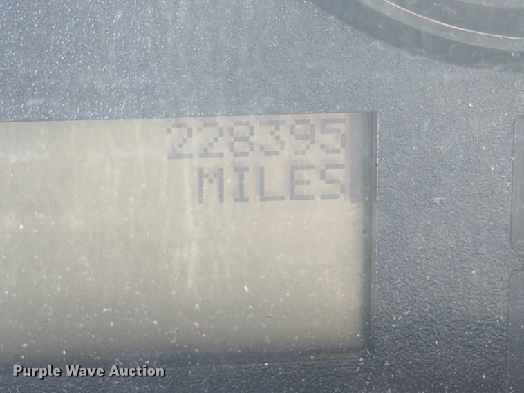 image for item FB7968 2015 International 4300 box truck