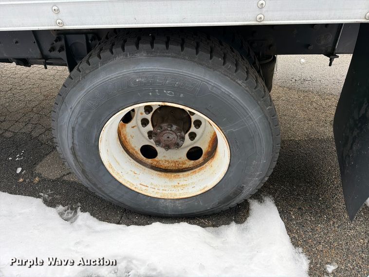 image for item FB7968 2015 International 4300 box truck