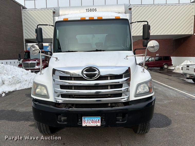 image for item FB7969 2016 Hino 338 box truck