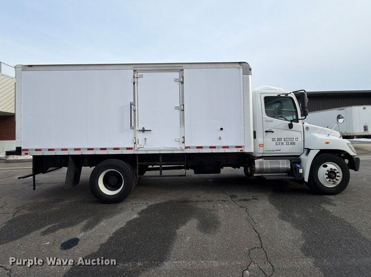 image for item FB7969 2016 Hino 338 box truck