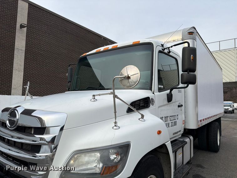 image for item FB7969 2016 Hino 338 box truck