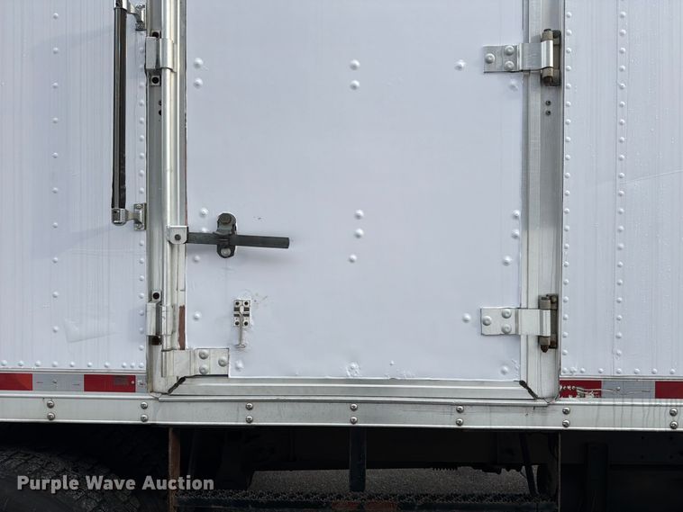 image for item FB7969 2016 Hino 338 box truck