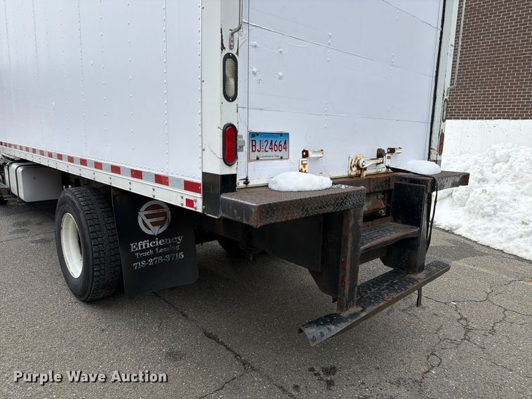 image for item FB7969 2016 Hino 338 box truck