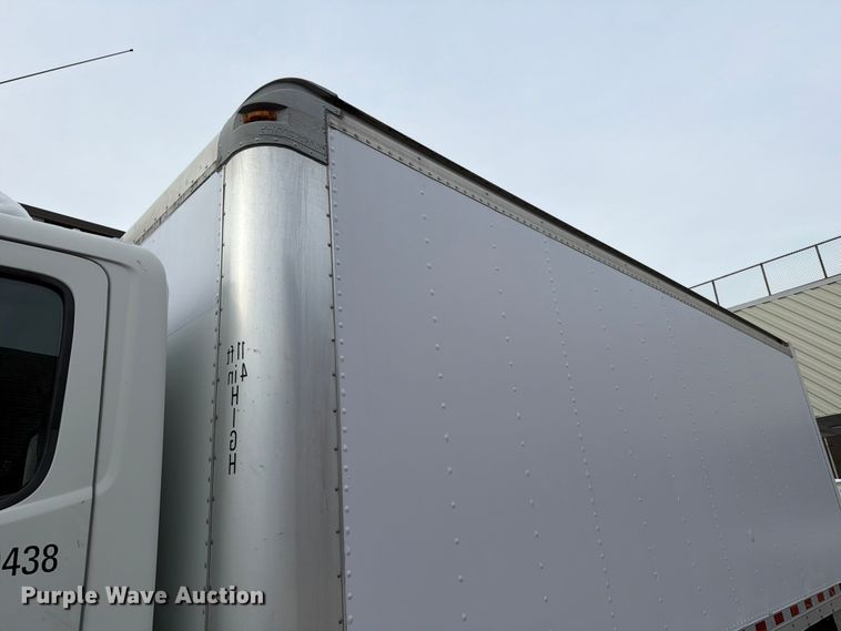 image for item FB7969 2016 Hino 338 box truck