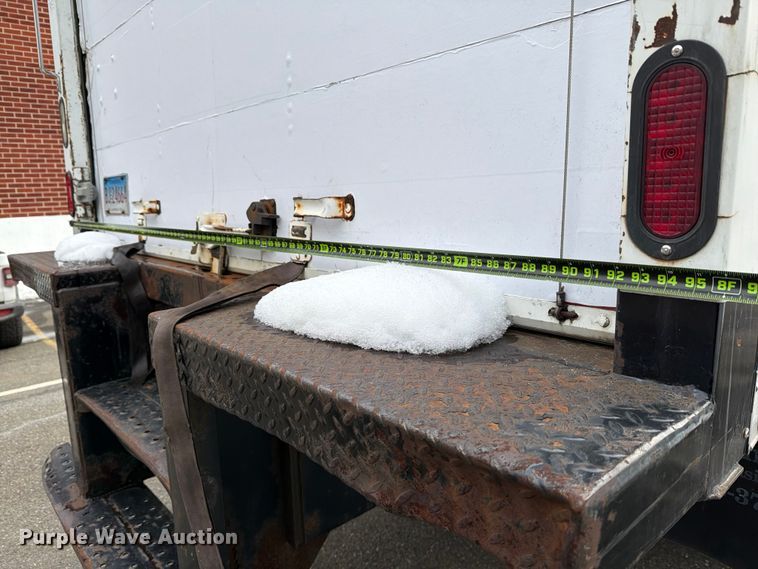 image for item FB7969 2016 Hino 338 box truck