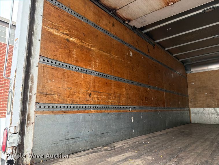 image for item FB7969 2016 Hino 338 box truck