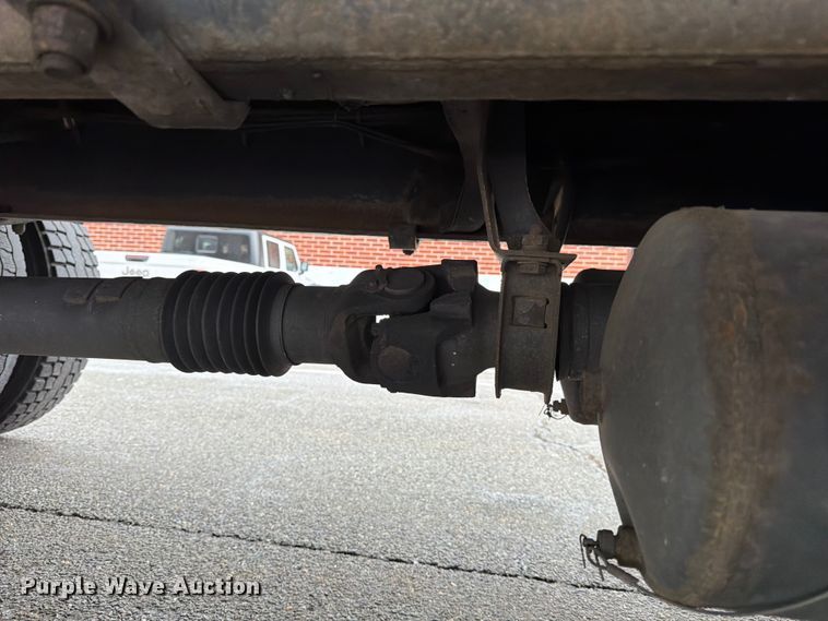 image for item FB7969 2016 Hino 338 box truck