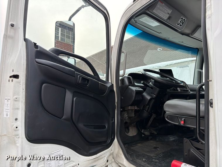 image for item FB7969 2016 Hino 338 box truck