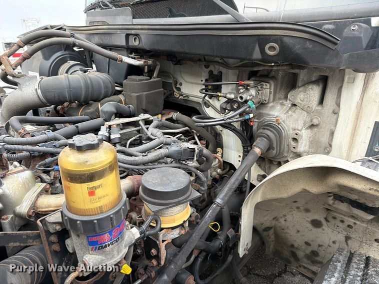 image for item FB7969 2016 Hino 338 box truck