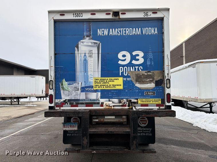 image for item FB7972 2015 International 4300 box truck