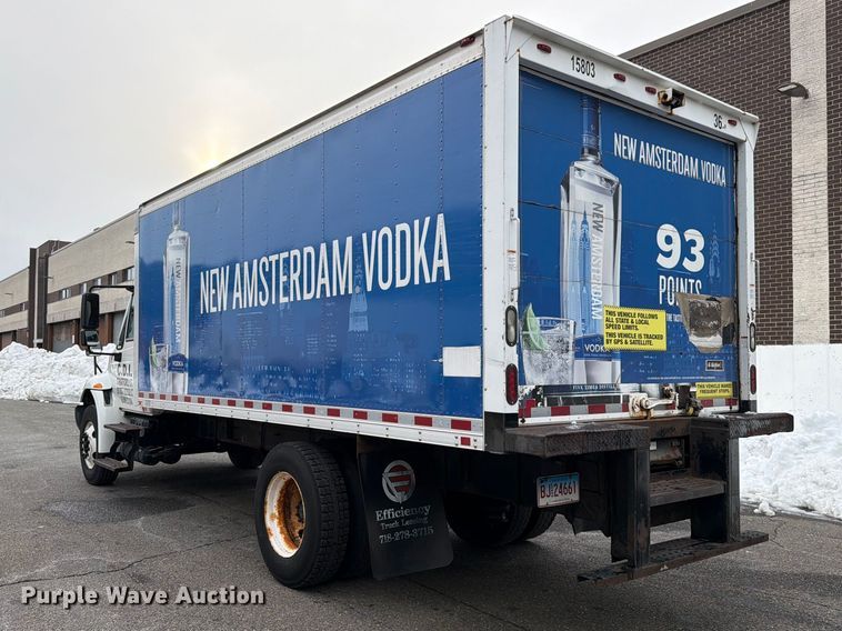 image for item FB7972 2015 International 4300 box truck