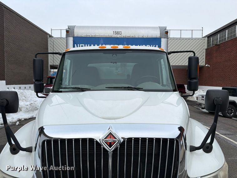image for item FB7972 2015 International 4300 box truck