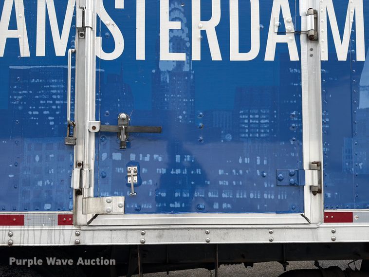 image for item FB7972 2015 International 4300 box truck