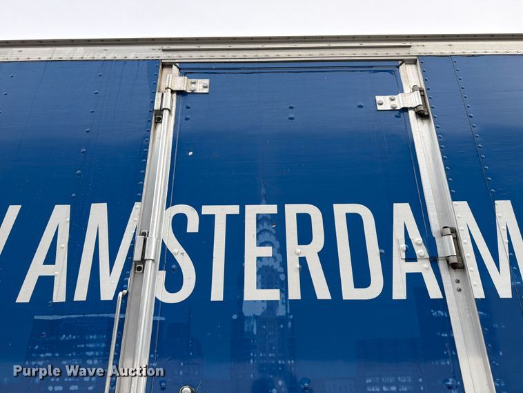 image for item FB7972 2015 International 4300 box truck