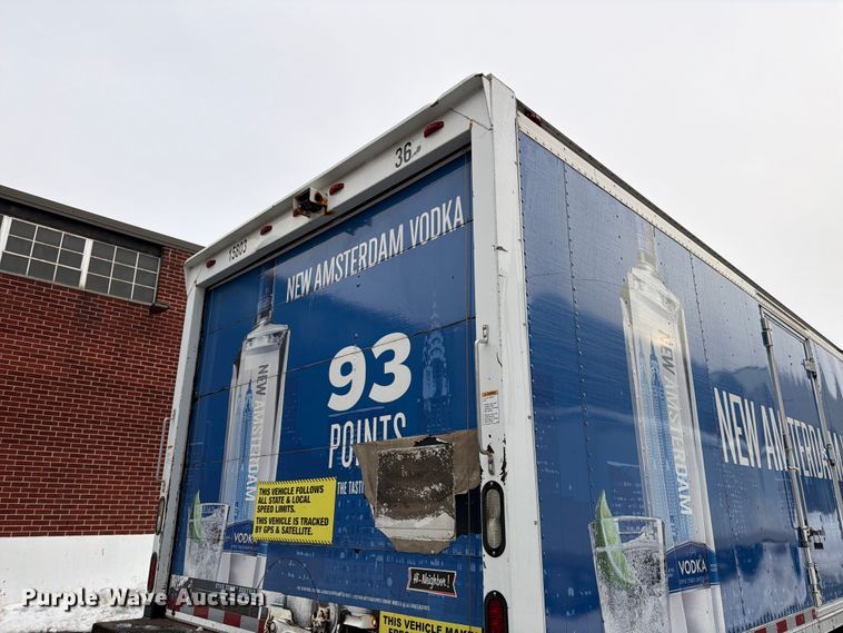 image for item FB7972 2015 International 4300 box truck