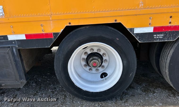 image for item FC5018 1996 Kentucky dry van trailer