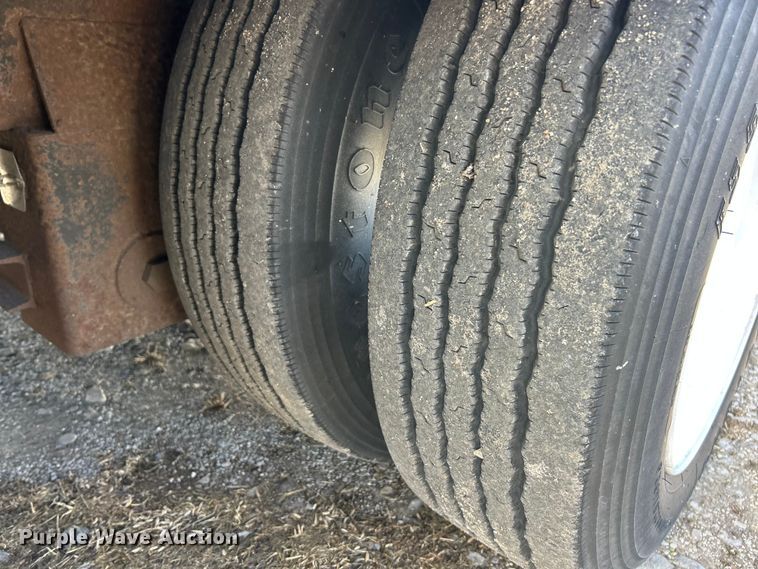 image for item FC5018 1996 Kentucky dry van trailer