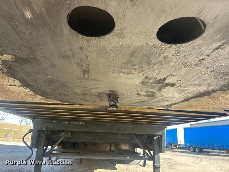 image for item FC5023 1999 Kentucky dry van trailer