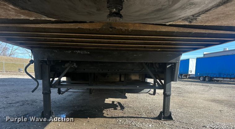 image for item FC5023 1999 Kentucky dry van trailer