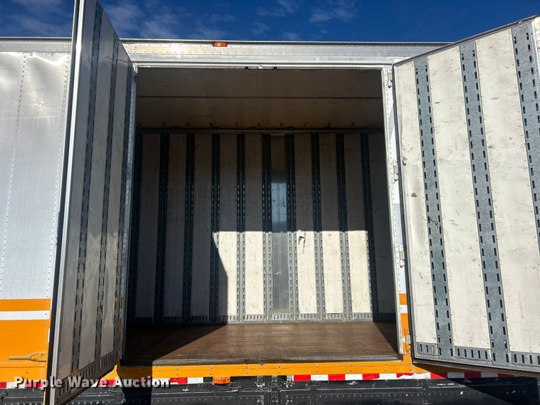 image for item FC5023 1999 Kentucky dry van trailer