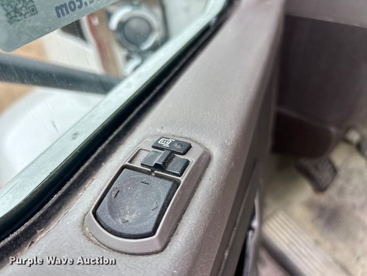 image for item FC5040 2013 Kenworth T660 semi truck