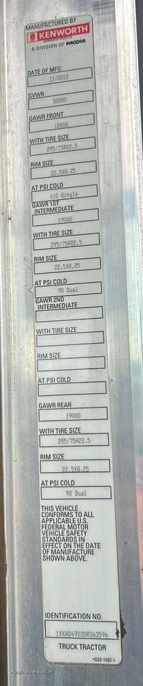 image for item FC5040 2013 Kenworth T660 semi truck