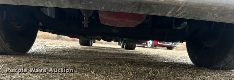 image for item FC5043 2016 Peterbilt 579 semi truck