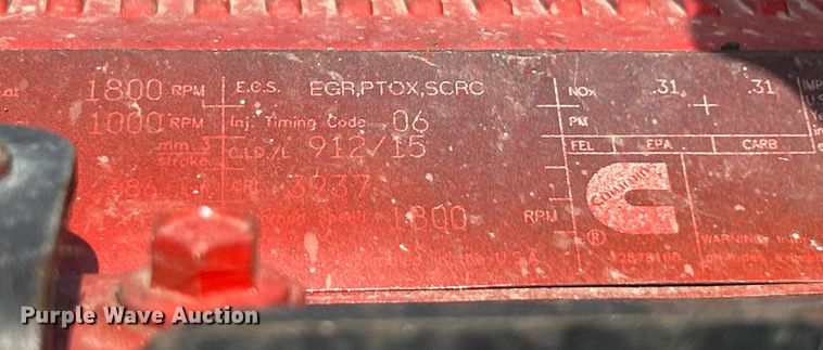 image for item FC5045 2015 Peterbilt 579 semi truck