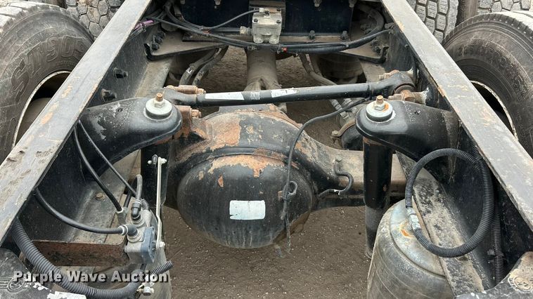 image for item FC5080 2012 Kenworth T800 semi truck