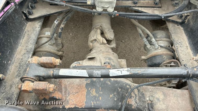 image for item FC5080 2012 Kenworth T800 semi truck