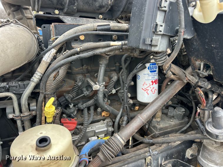 image for item FC5080 2012 Kenworth T800 semi truck