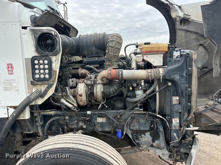 image for item FC5080 2012 Kenworth T800 semi truck