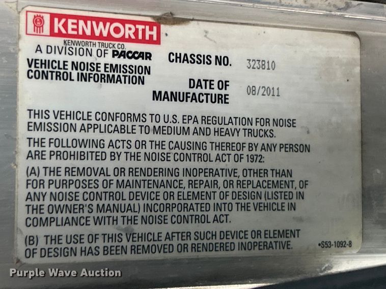 image for item FC5080 2012 Kenworth T800 semi truck