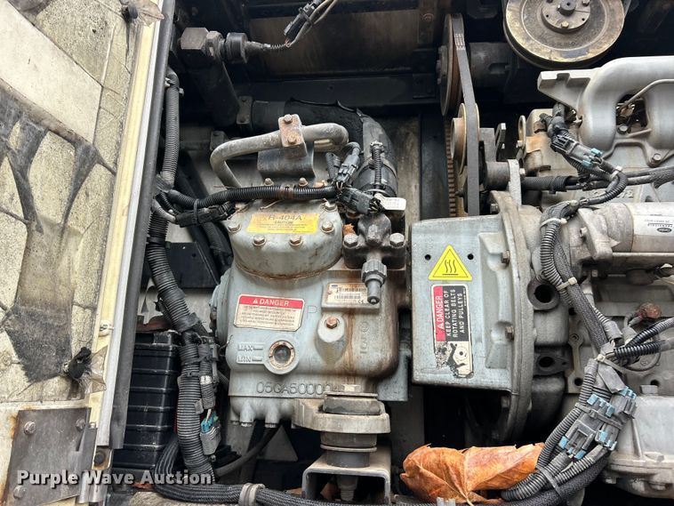 image for item FC5129 2009 Utility refrigerated van trailer