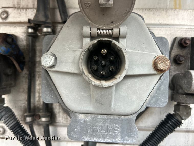 image for item FC5130 2008 Utility refrigerated van trailer