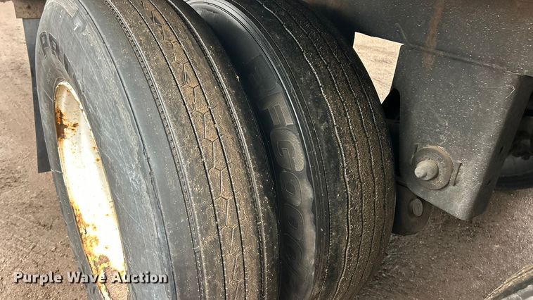 image for item FC5130 2008 Utility refrigerated van trailer