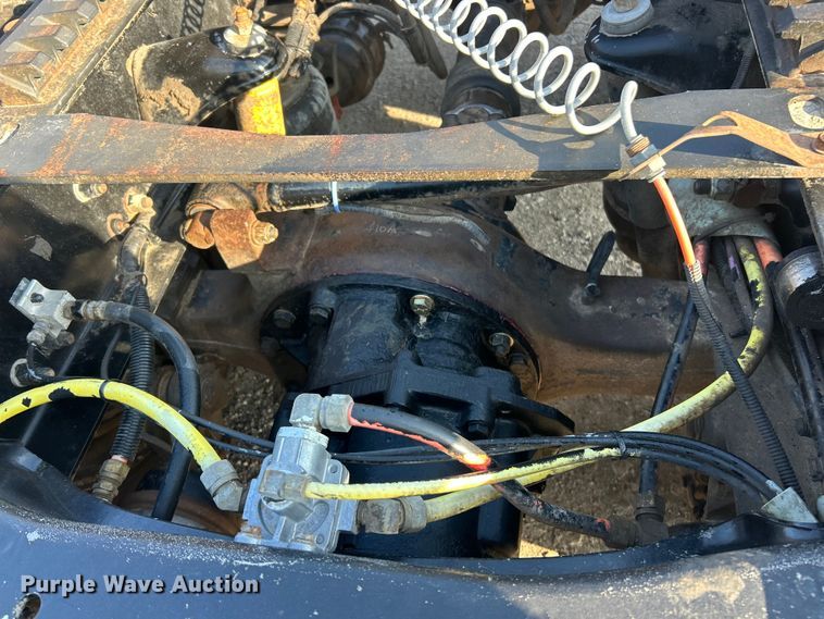 image for item FC5167 2012 Kenworth T800 semi truck