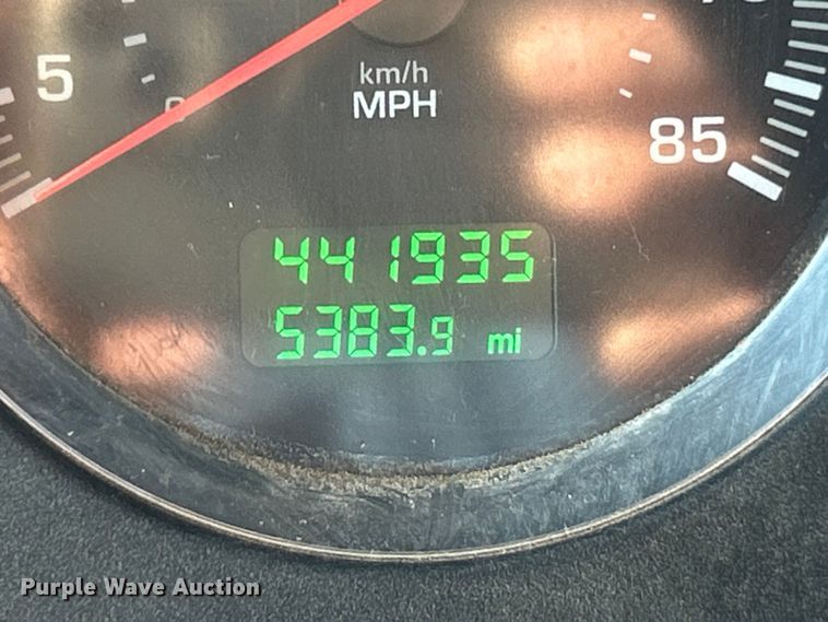 image for item FC5167 2012 Kenworth T800 semi truck