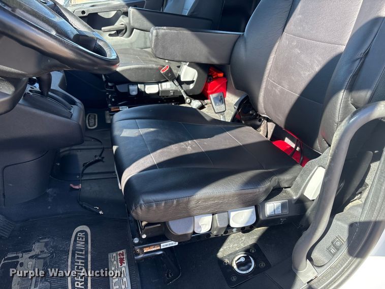 image for item FG2690 2024 Freightliner M2 flatbed truck