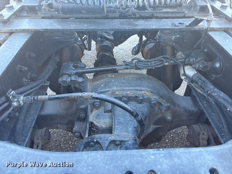 image for item FG2693 2018 Kenworth T680 semi truck