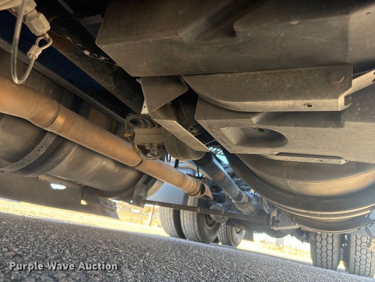 image for item FG2693 2018 Kenworth T680 semi truck