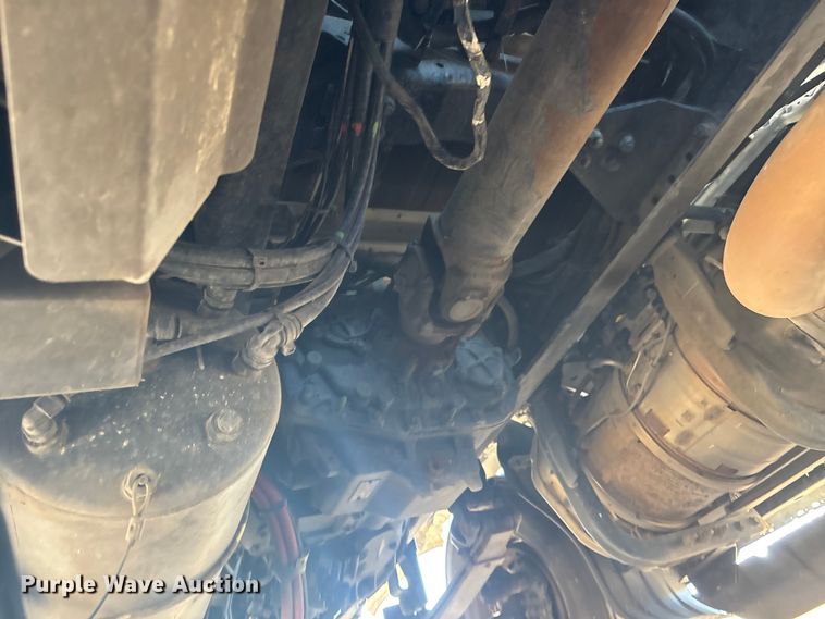 image for item FG2693 2018 Kenworth T680 semi truck