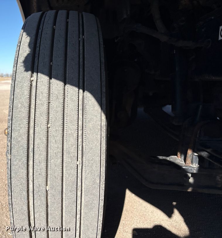 image for item FG2693 2018 Kenworth T680 semi truck