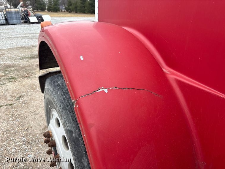 image for item FG2721 2002 Peterbilt 357 semi truck